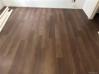 Photo #5: 6821270 Listing