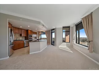 Photo #4: 6822391 Listing 