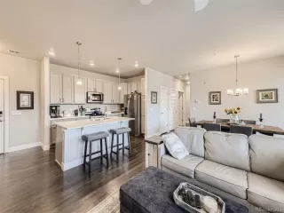 Photo #6: 6824947 Listing