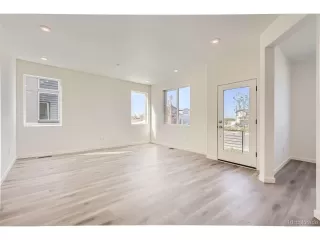 Photo #2: 6825394 Listing 