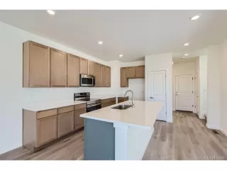 Photo #3: 6825394 Listing 