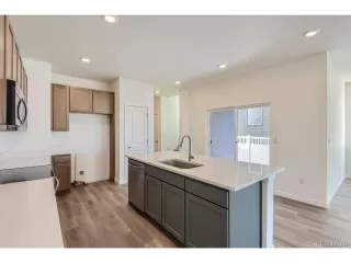 Photo #4: 6825394 Listing 