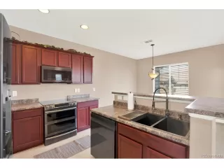 Photo #4: 6826159 Listing 