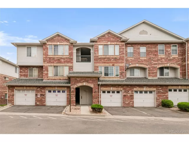 MLS: 6827438 Condo For Sale