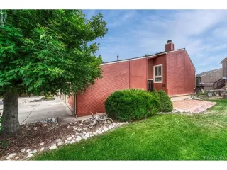 Photo #2: 6829254 Listing