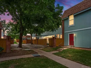 Photo #2: 6829616 Listing