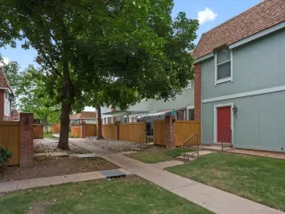 Photo #3: 6829616 Listing