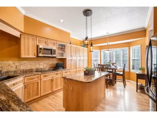 Photo #6: 6830018 Listing