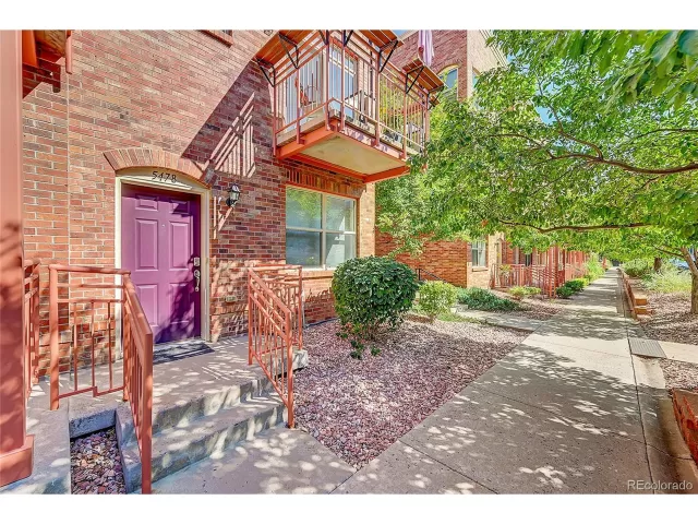 MLS: 6831269 Condo For Sale