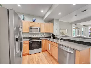 Photo #5: 6831269 Listing 