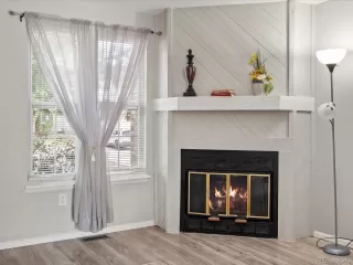 Photo #3: 6832792 Listing