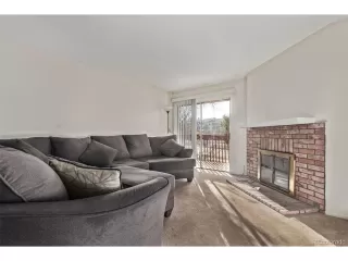 Photo #2: 6833434 Listing