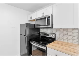 Photo #3: 6834097 Listing 