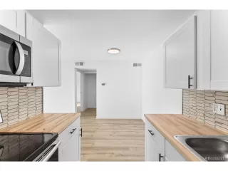 Photo #4: 6834097 Listing 