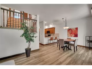 Photo #6: 6834130 Listing