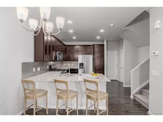 Photo #3: 6835237 Listing