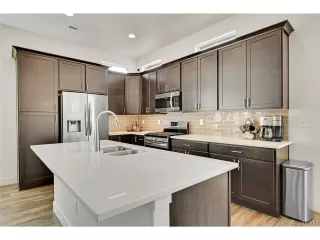 Photo #3: 6835991 Listing 