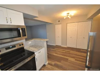 Photo #4: 6837460 Listing