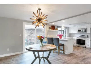 Photo #5: 6838374 Listing 