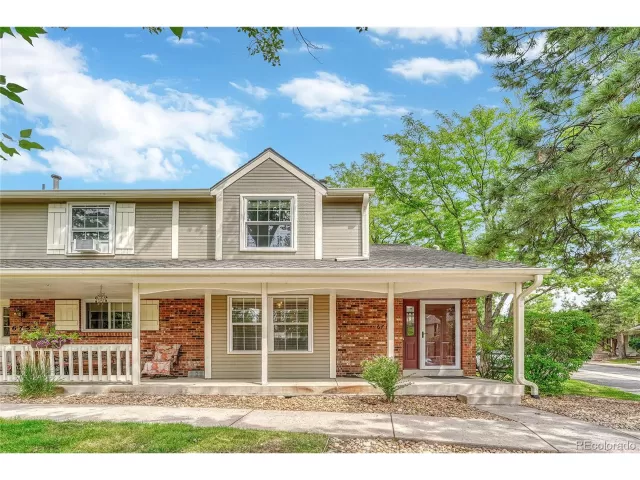 MLS: 6839732 Condo For Sale