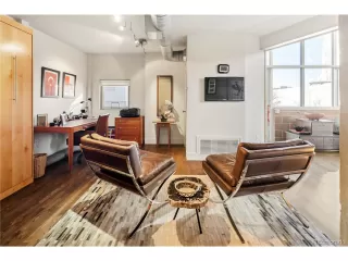 Photo #5: 6840187 Listing