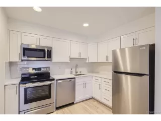 Photo #3: 6840788 Listing