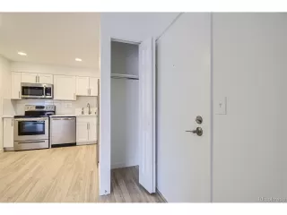 Photo #6: 6840788 Listing