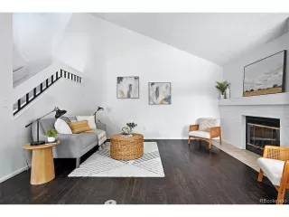 Photo #2: 6842466 Listing