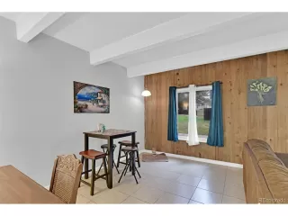 Photo #5: 6843114 Listing