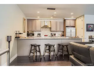 Photo #5: 6843357 Listing 