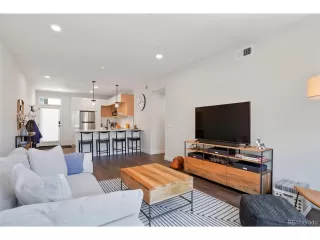 Browse active condo listings in THE NIGHTINGALE