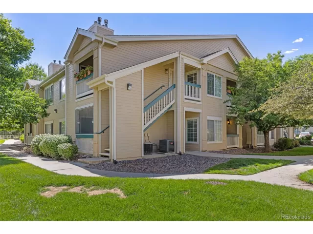 MLS: 6847397 Condo For Sale