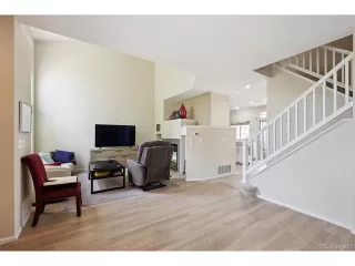 Photo #5: 6851027 Listing 