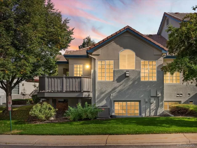 MLS: 6851153 Condo For Sale