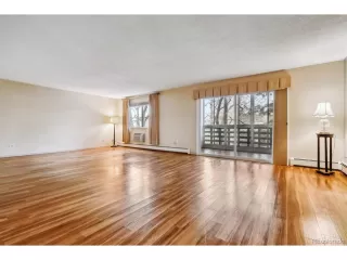 Photo #2: 6852628 Listing