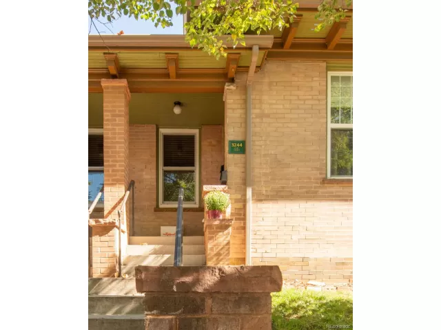 MLS: 6853271 Condo For Sale