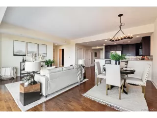 Photo #2: 6856770 Listing