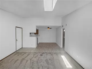 Photo #3: 6859574 Listing