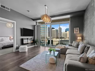 Photo #2: 6860046 Listing 