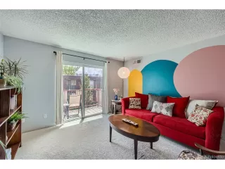 Photo #4: 6860771 Listing