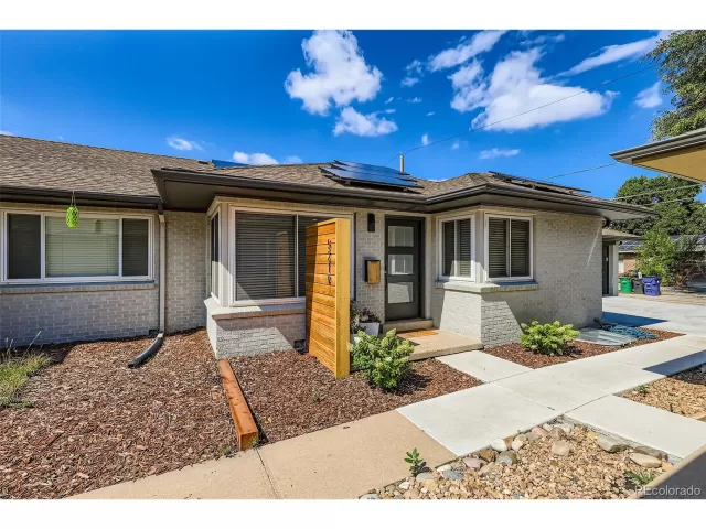 MLS: 6863178 Condo For Sale