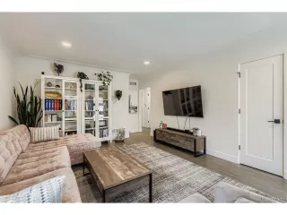 Photo #4: 6863178 Listing