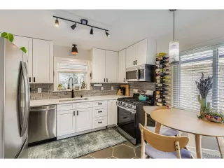 Photo #5: 6863178 Listing