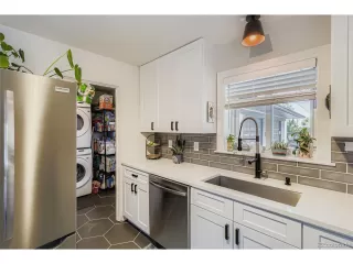 Photo #6: 6863178 Listing