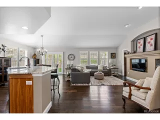 Photo #4: 6863616 Listing