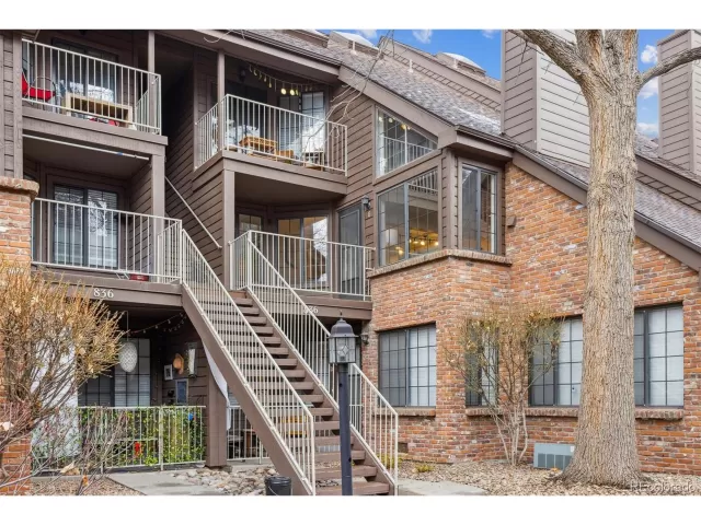 MLS: 6864166 Condo For Sale