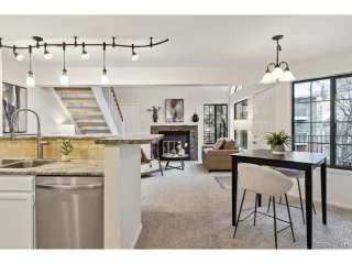 Photo #2: 6864166 Listing