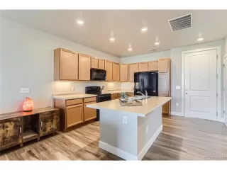 Photo #2: 6864730 Listing