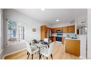 Photo #6: 6864889 Listing