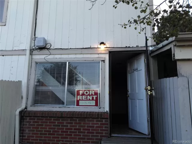 MLS: 6866814 Condo For Sale